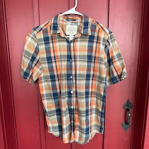 Orange Plaid Button Down! The color is 🔥